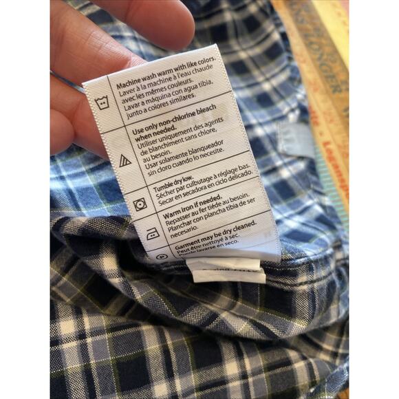 Carhartt Plaid Button Down Shirt Men's L Short Sleeve Relaxed Fit White Blue - Picture 11 of 11